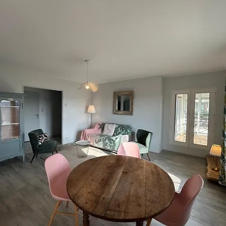 The Belvedere: City Centre With Magnificent Views Apartment Poitiers