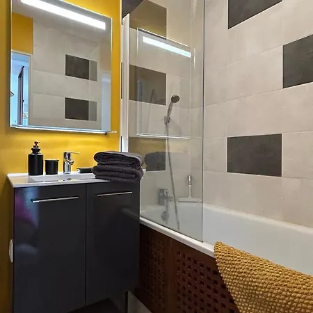 The Belvedere: City Centre With Magnificent Views Apartment *