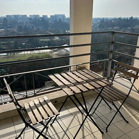 The Belvedere: City Centre With Magnificent Views * Poitiers